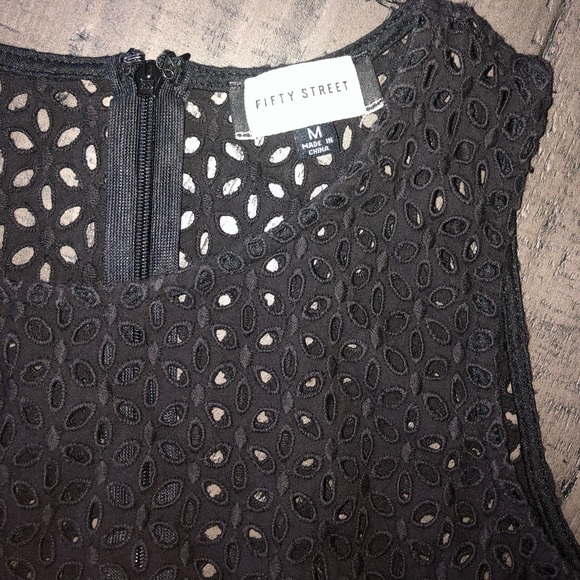 Crop top - Picture 3 of 4